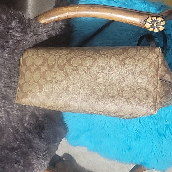 COACH SIGNATURE TOTE BAG